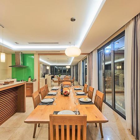 Memories Holiday Beach Villa Đà Nẵng Exterior foto