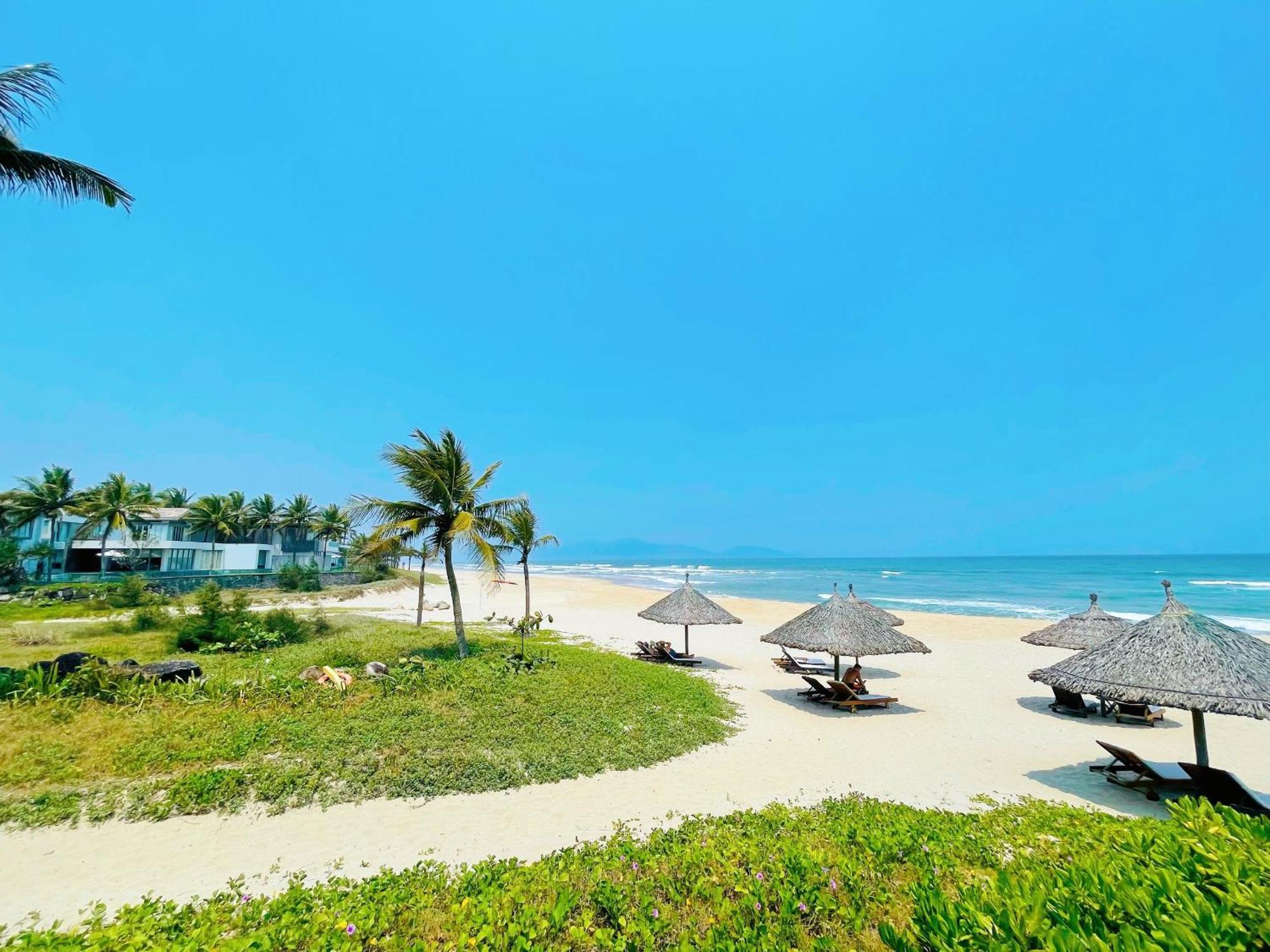 Memories Holiday Beach Villa Đà Nẵng Exterior foto